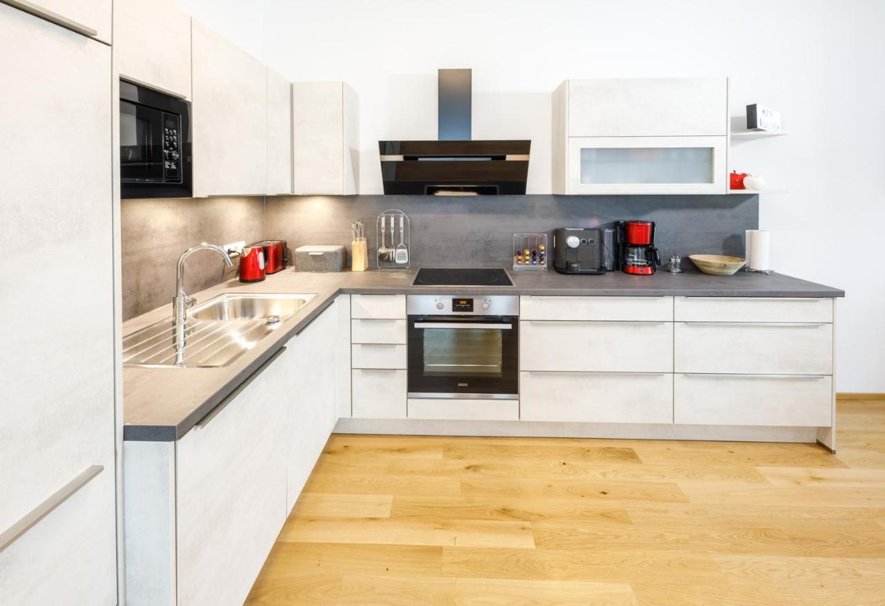 Ferienwohnung Narzisse - City Appartement im Kurpark Bad Aussee Buitenkant foto