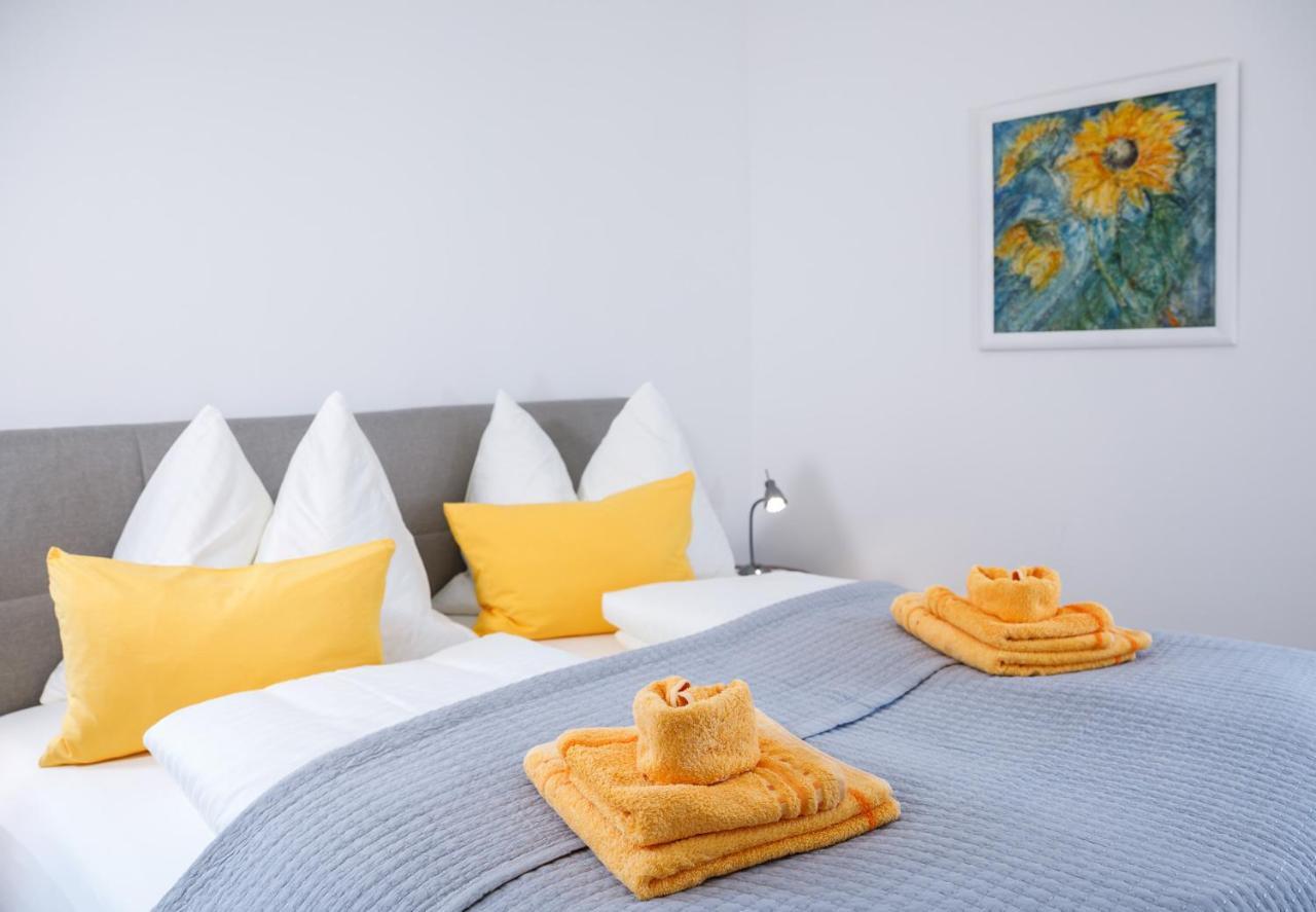 Ferienwohnung Narzisse - City Appartement im Kurpark Bad Aussee Buitenkant foto
